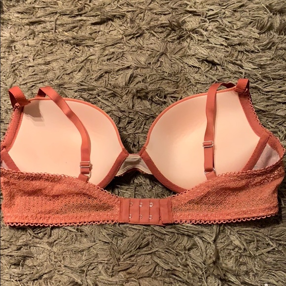 Bra - Picture 2 of 2